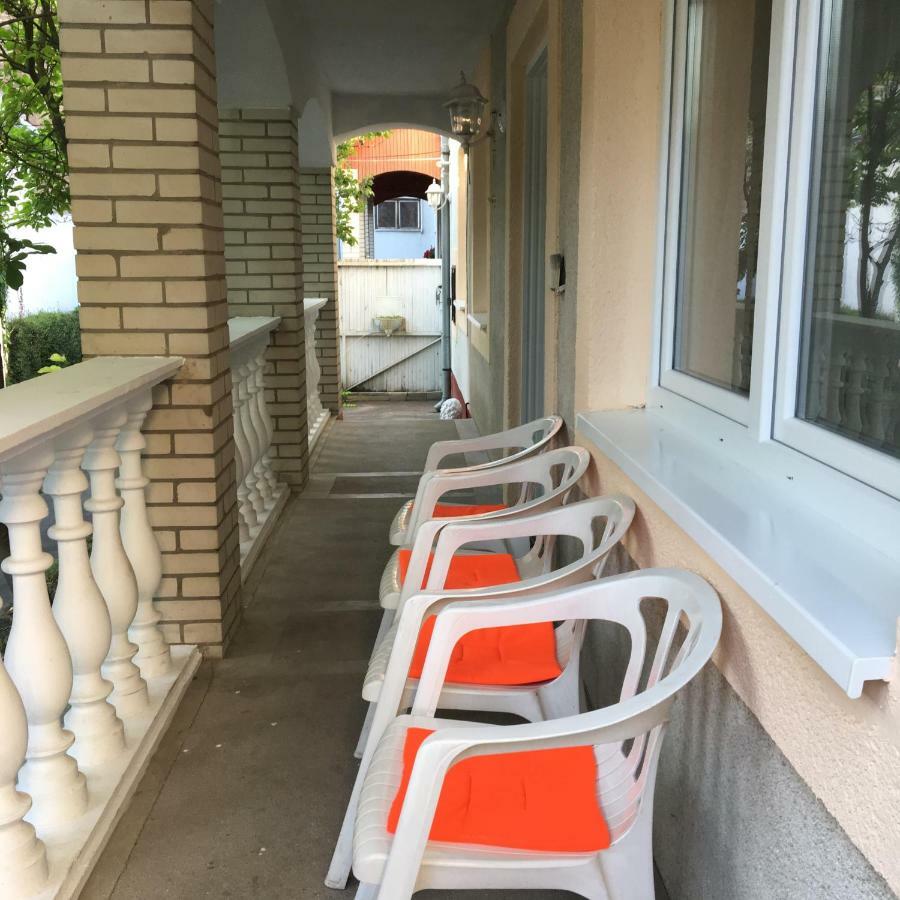 Stella Apartman Debrecen Esterno foto